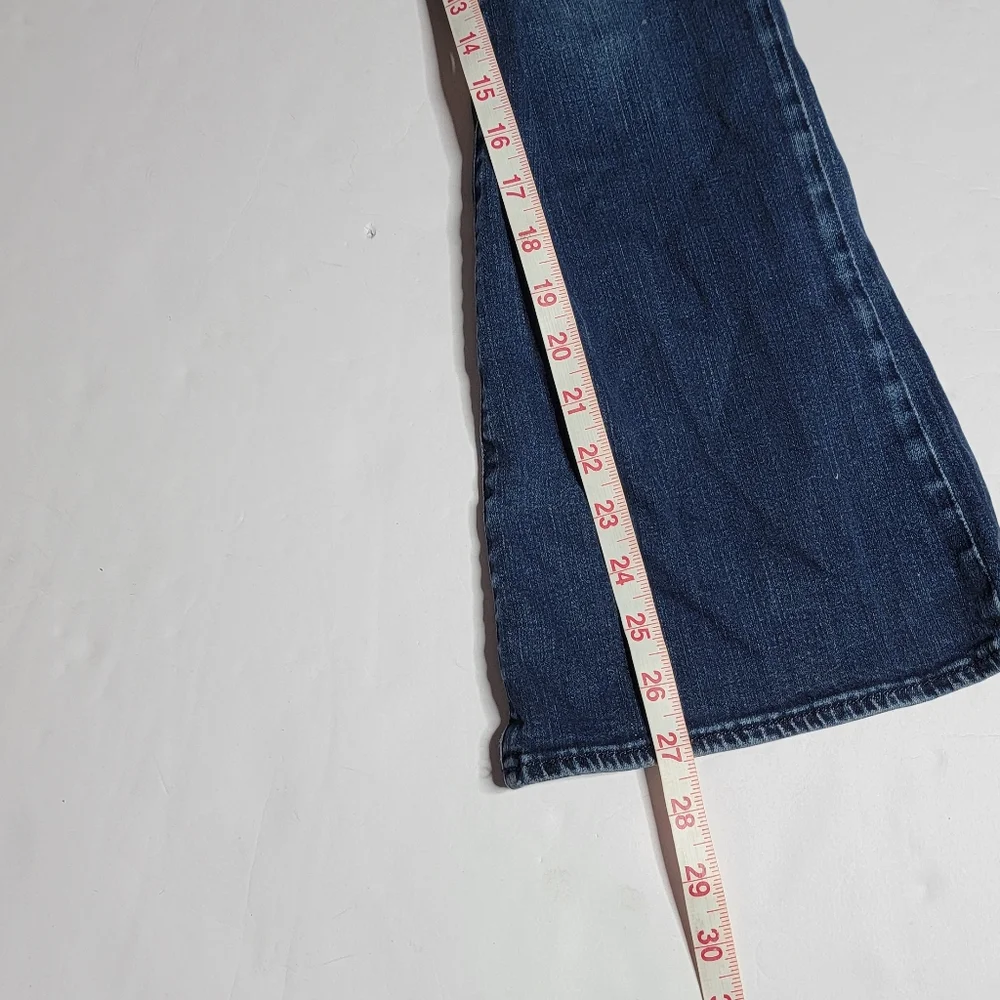Rock & Republic Bootcut Jeans Rhinestone Wing Pockets Size 32